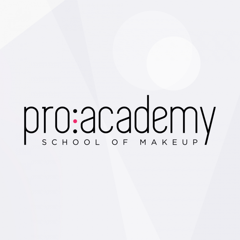 Pro Academy school of makeup 4 rok z nami!